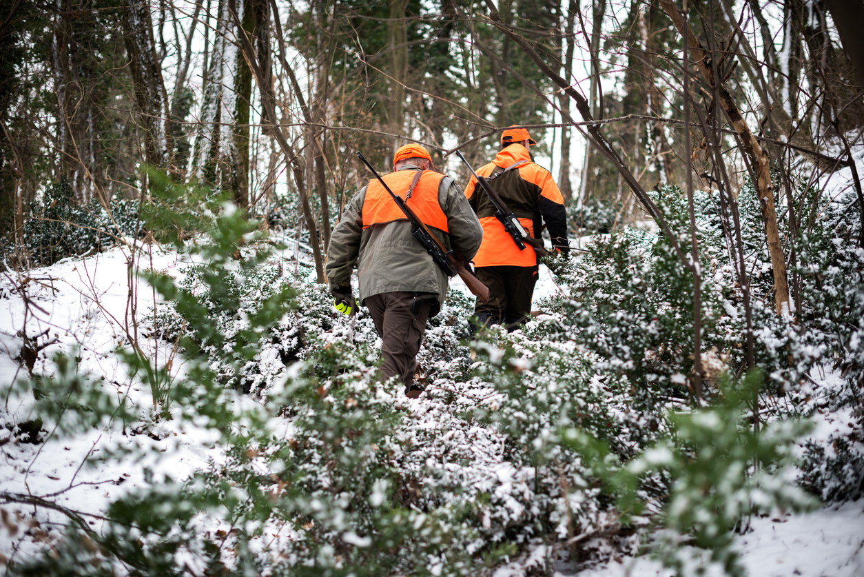 How much to tip a hunting guide? – The Hunting Grounds